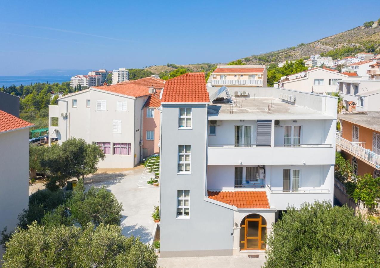 Apartmants Sestic Tučepi Esterno foto
