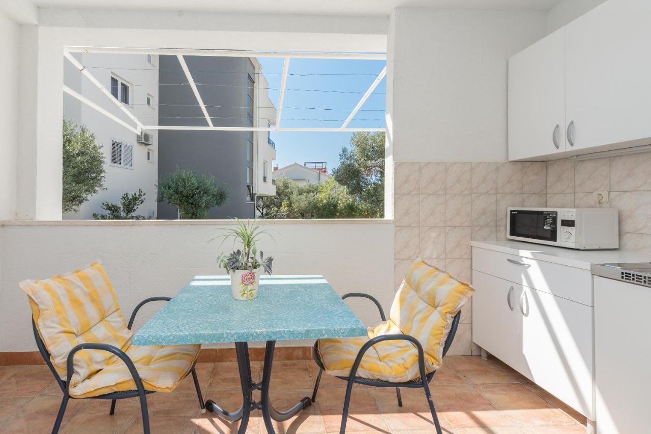 Apartmants Sestic Tučepi Esterno foto