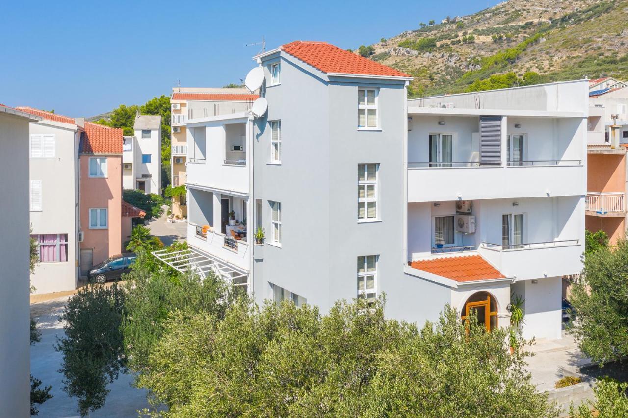 Apartmants Sestic Tučepi Esterno foto