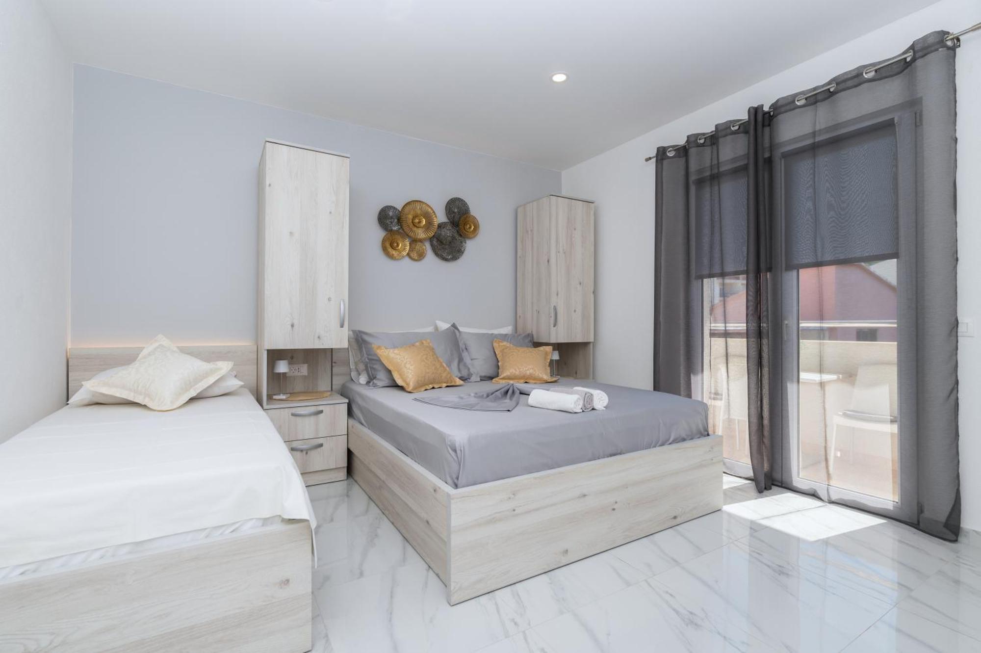 Apartmants Sestic Tučepi Esterno foto