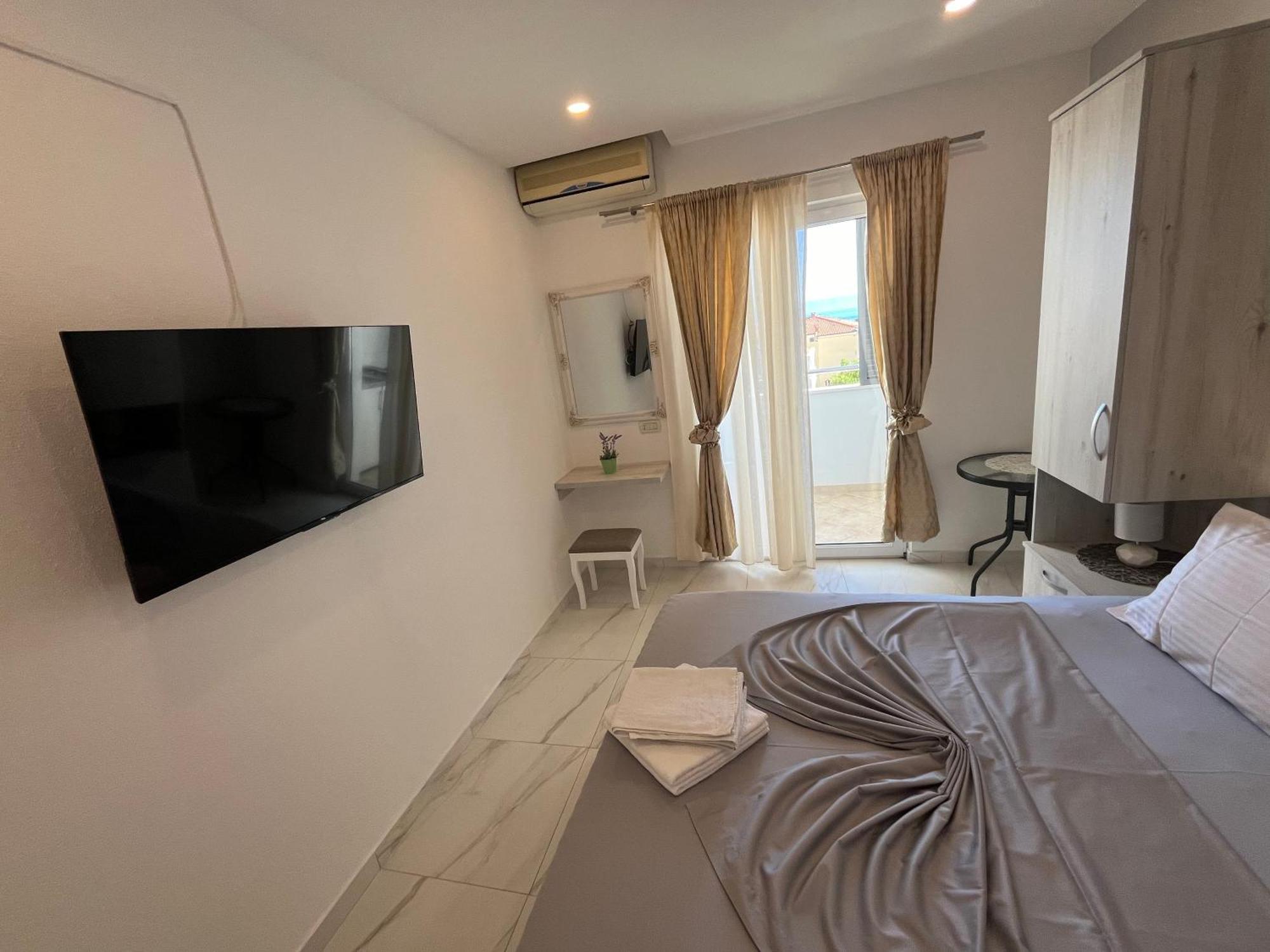 Apartmants Sestic Tučepi Esterno foto