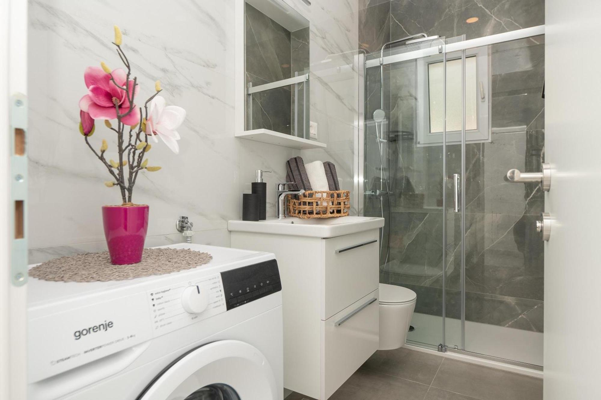 Apartmants Sestic Tučepi Esterno foto